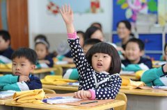 网站优化与建设模板下载：免费企业网站源码与主题资源推荐